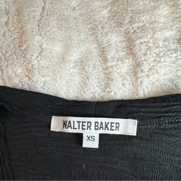 Walter Baker Size XS Black Melinda V-Neck Button Down Top Neutral Monochrome - Picture 12 of 12